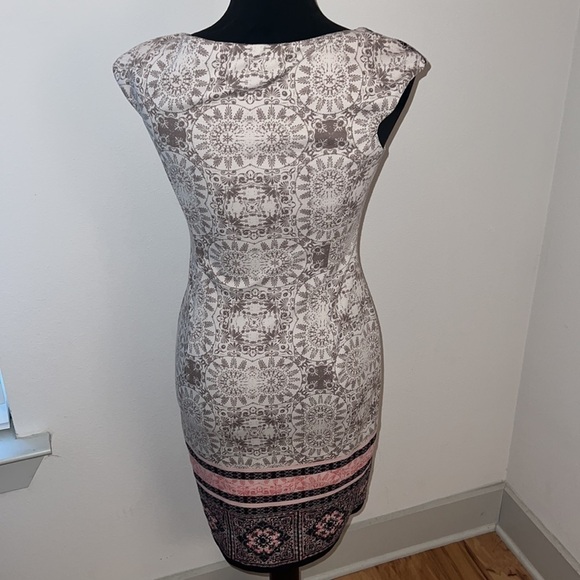 Maggy London shift print dress cap sleeves Sz 4 - Picture 4 of 8